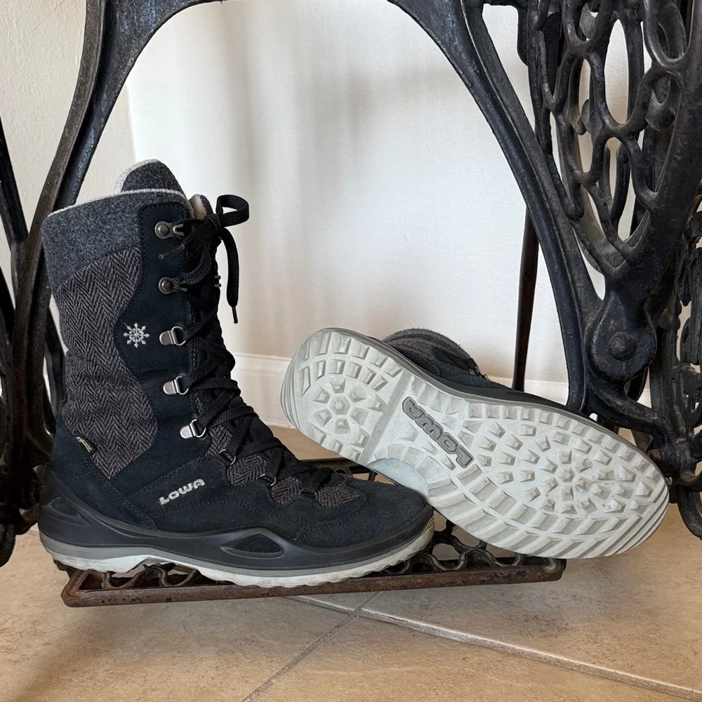 Lowa Barina GTX Waterproof Gore-Tex  Membrane Women’s size 8 in Black/ Brown